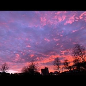 Meet your Posher, Claudia